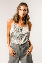 Load image into Gallery viewer, Ivy Floral Tank
