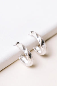 Frida Twist Earrings in Silver