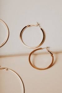For a Hoop Earrings Set in Gold