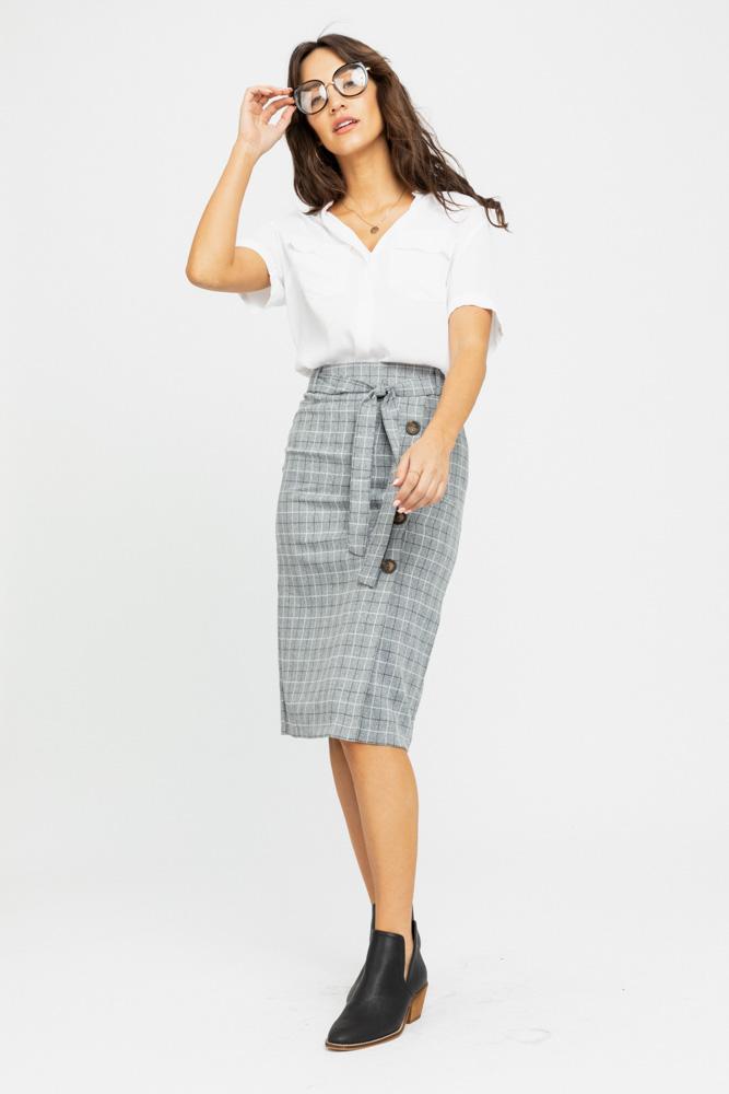 Beverly Plaid Skirt in Grey